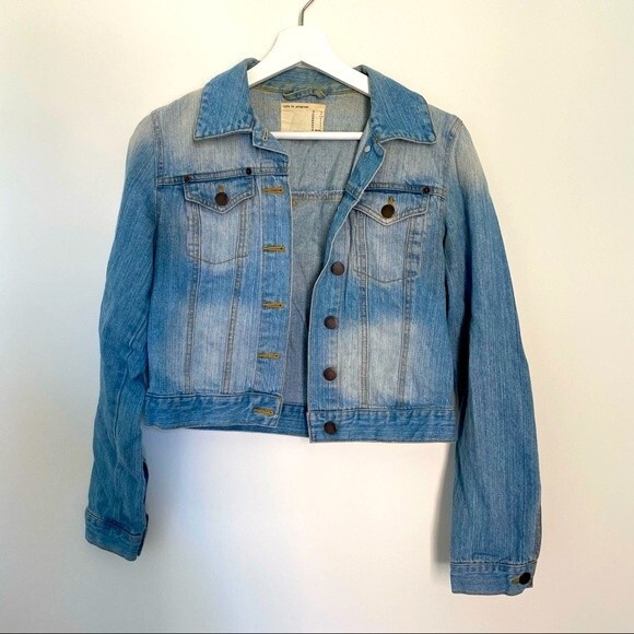 Life in Progress Jean Jacket Blue Cropped Denim Womens Small Light Wash Classic - Picture 1 of 7